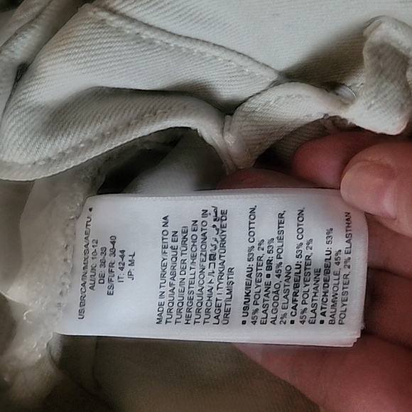 Amazon Essentials Ivory/Winter White/Cream Jeans - Picture 5 of 9